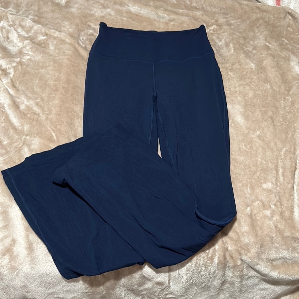 Lululemon super high-rise Groove flare pant Nulu in True Navy